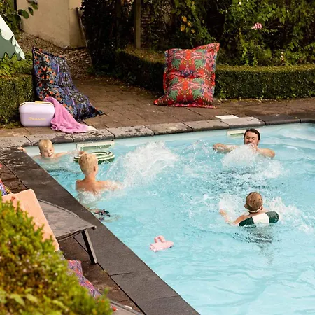 Sfeervolle In De Voerstreek Lo-ghis - Met Zwembad 3*