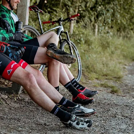 Sfeervolle In De Voerstreek Lo-ghis - Met Zwembad Frühstückspension