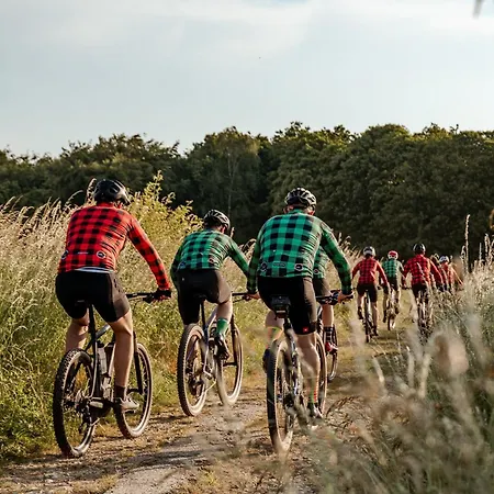 Sfeervolle In De Voerstreek Lo-ghis - Met Zwembad Вурен