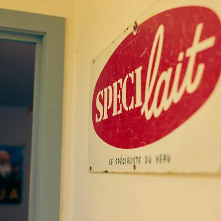 Sfeervolle In De Voerstreek Lo-ghis - Met Zwembad Отель типа 