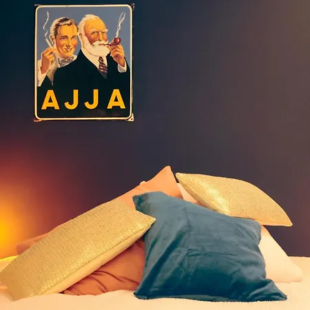 Sfeervolle In De Voerstreek Lo-ghis - Met Zwembad Отель типа 