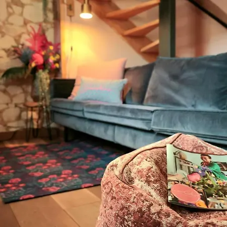 Bed and breakfast Sfeervolle In De Voerstreek Lo-ghis - Met Zwembad 3*