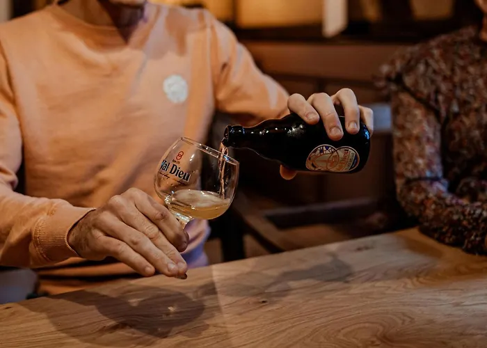 Sfeervolle In De Voerstreek Lo-ghis - Met Zwembad Bed & Breakfast 3*