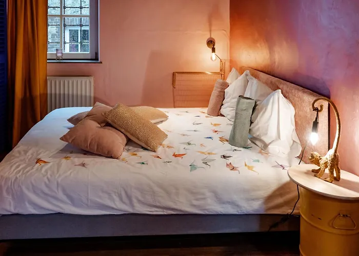 Sfeervolle In De Voerstreek Lo-ghis - Met Zwembad 3*