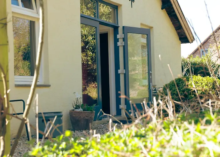 Bed & Breakfast Sfeervolle In De Voerstreek Lo-ghis - Met Zwembad 3*